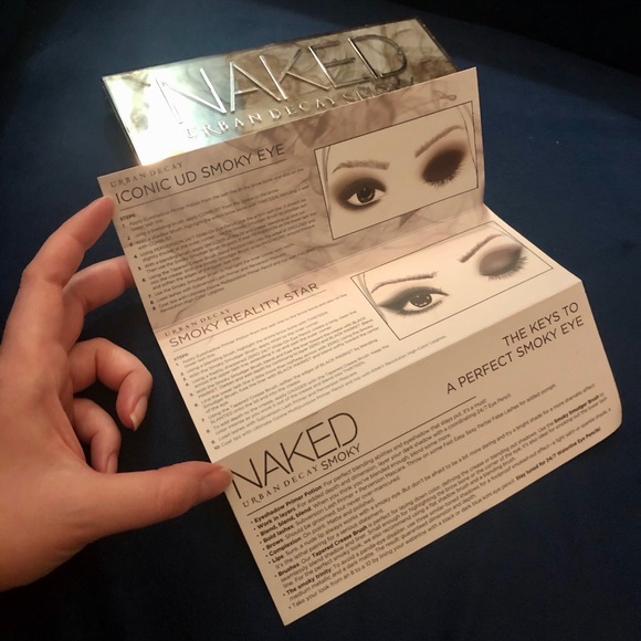 Urban Decay Naked Smoky Palette (Discontinued) - Picture 4 of 4